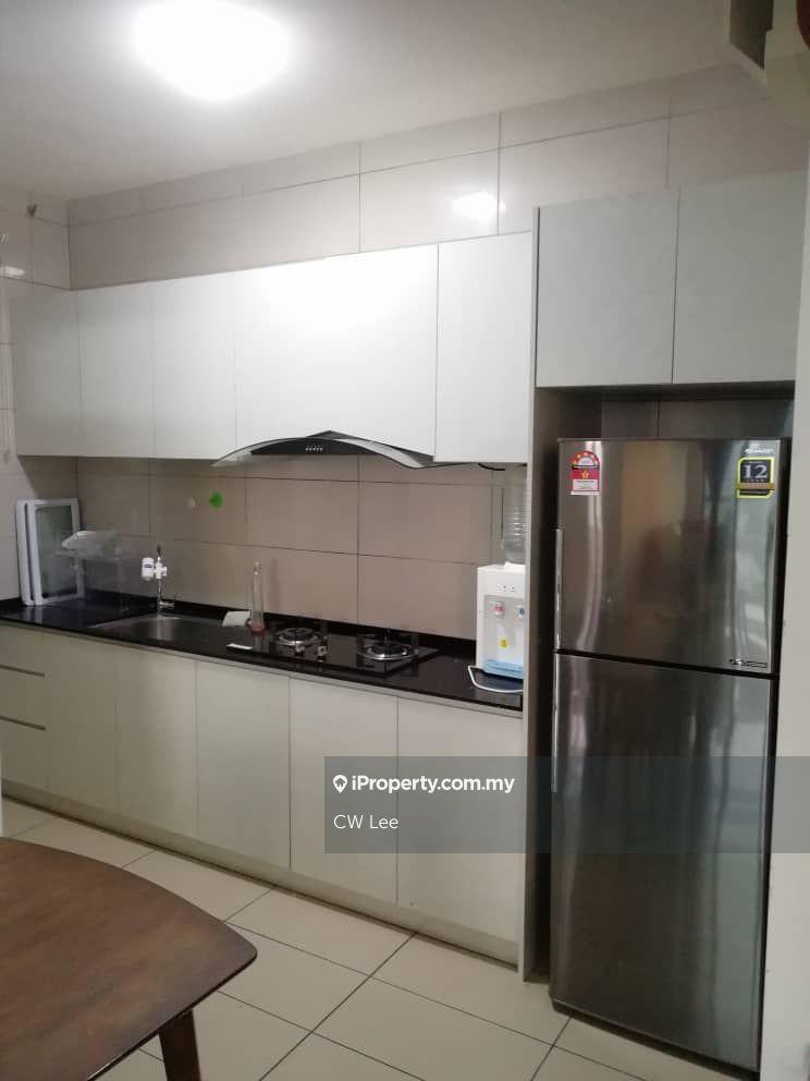 Conezion Residence @ Near IOI City Mall Selling MYR 588k Only!