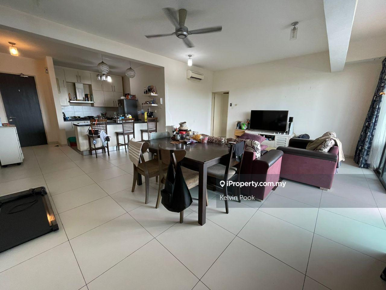 Corner Serin Residency Condo With Huge Private Garden In Cyberjaya