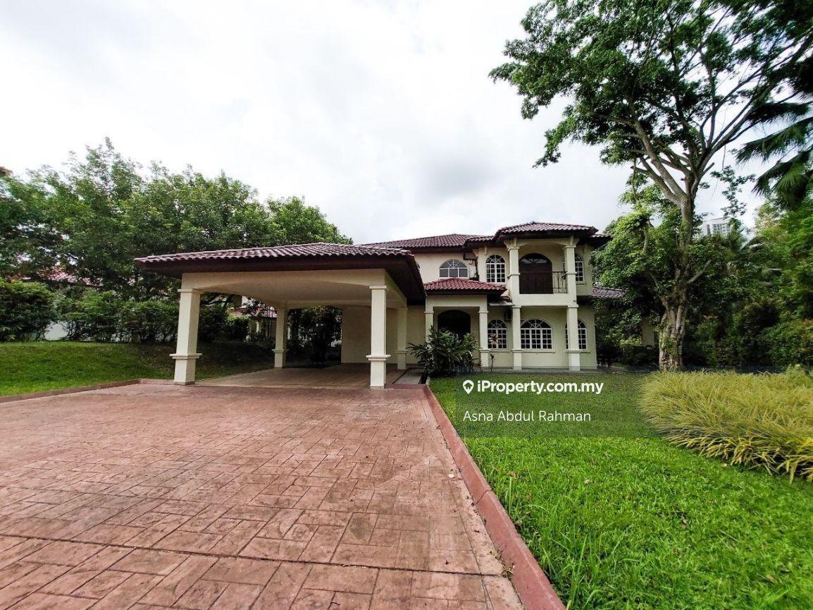 Nice Cosy Huge Bungalow at Beverly Row IOI Resort City, Putrajaya