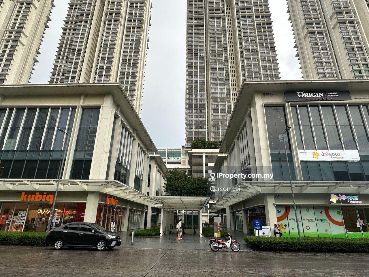 Ground Floor Shop Next To Pavilion 2 Mall