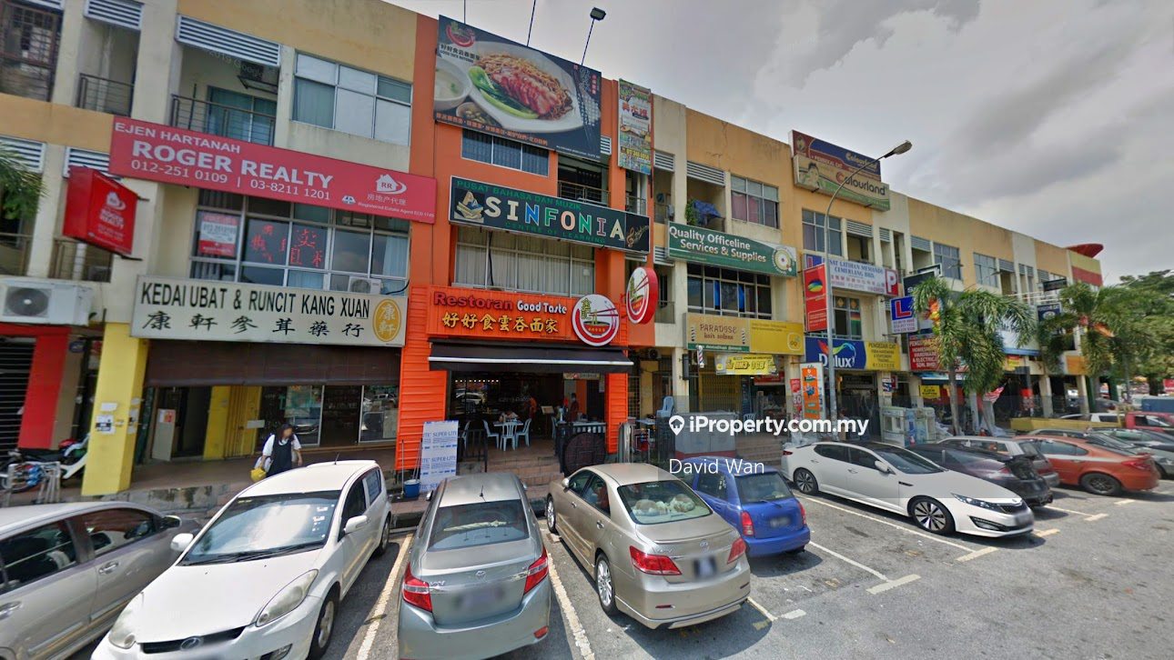 3 Storey shoplot, Mahkota cheras