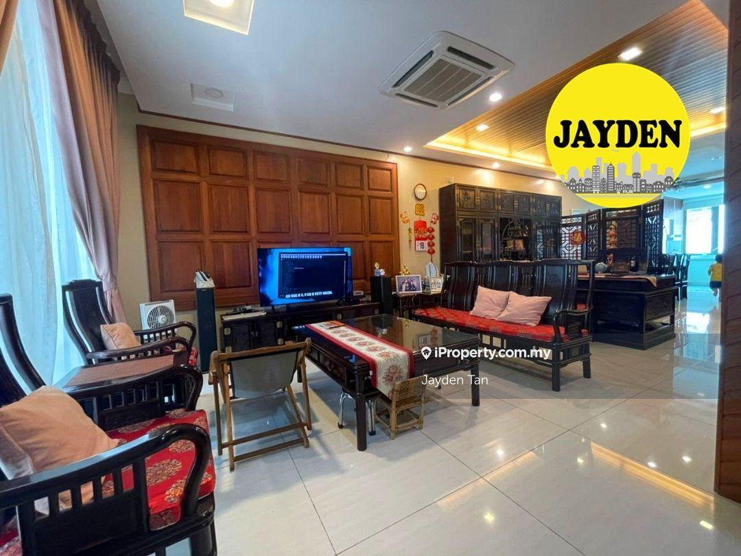 Raffles Residence 199, Gelugor, 3600sf, 6 Bedroom, Expensive Reno