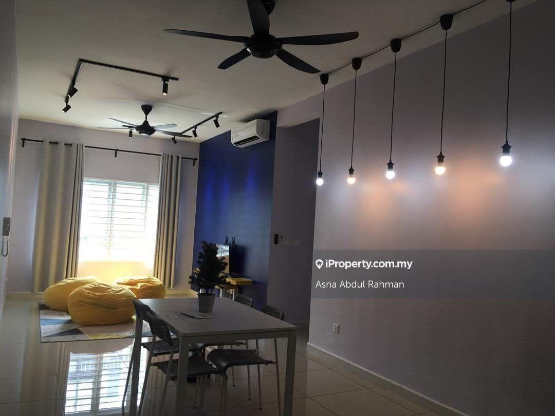 Nice Cosy Fully Furnish Unit at Savanna Executive Suites, Bangi