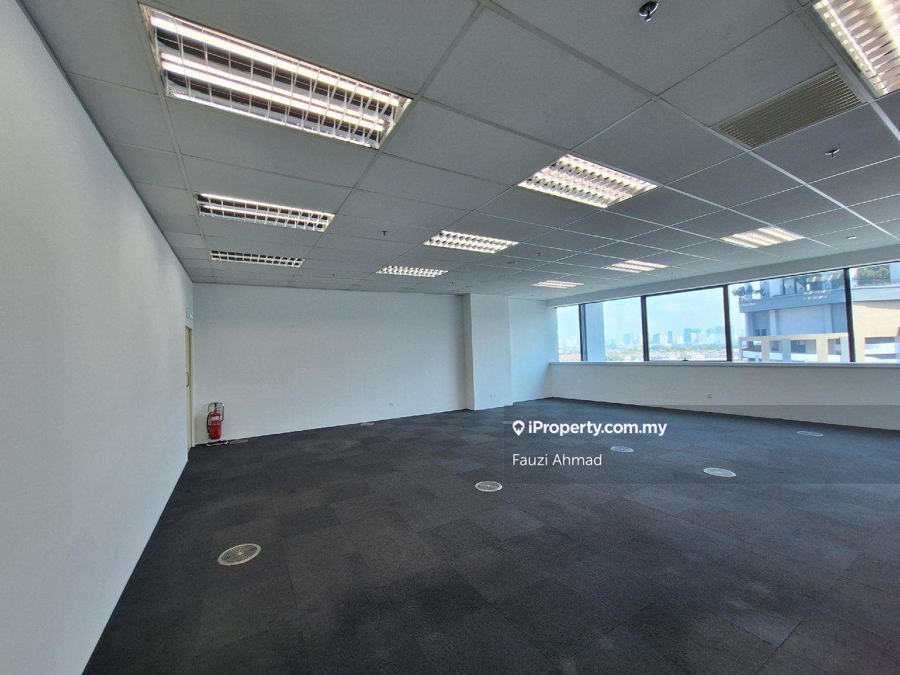 Puchong Location For Rent, Partially Fitted Office Space