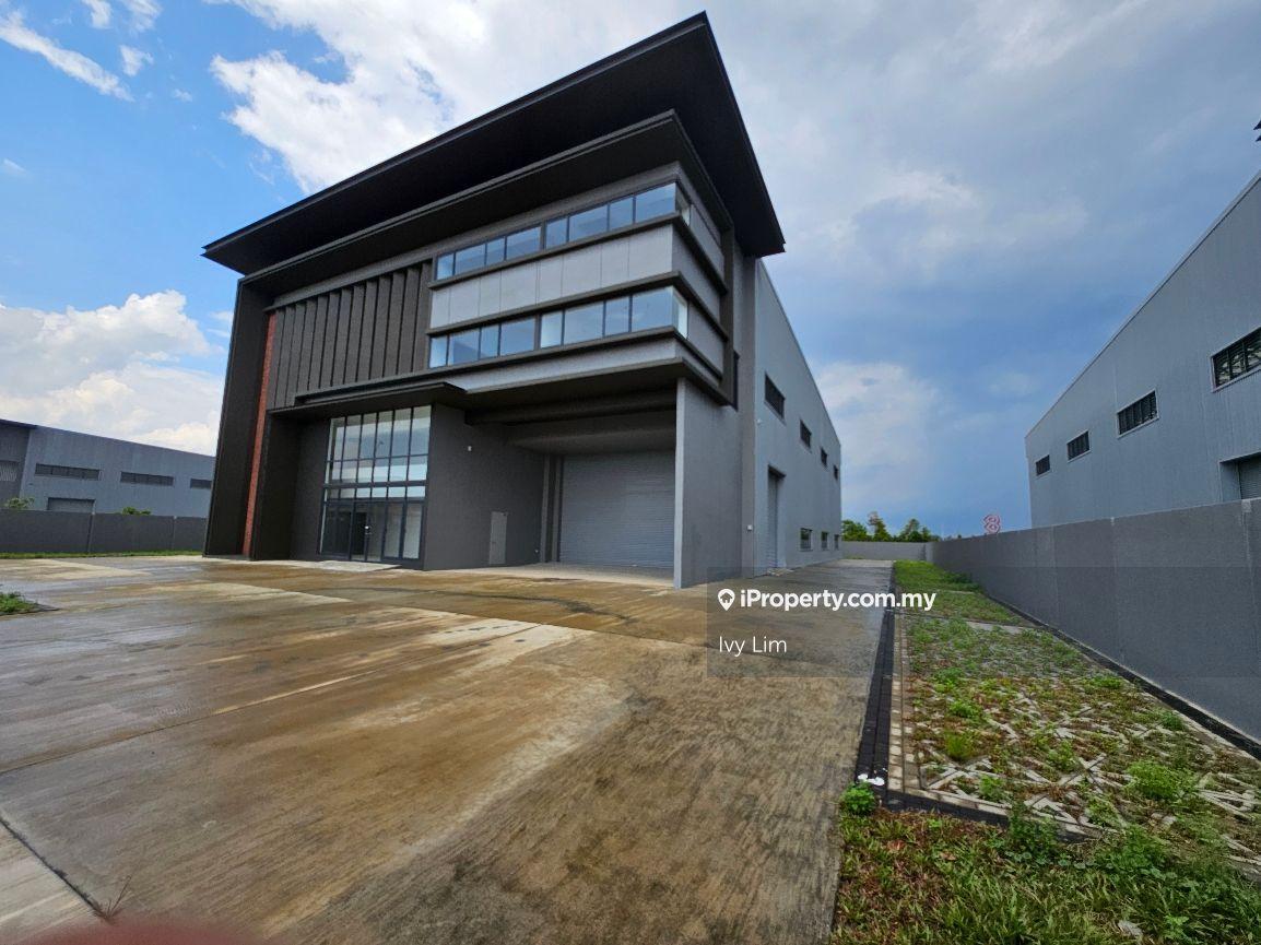 Brand New Detached Factory 