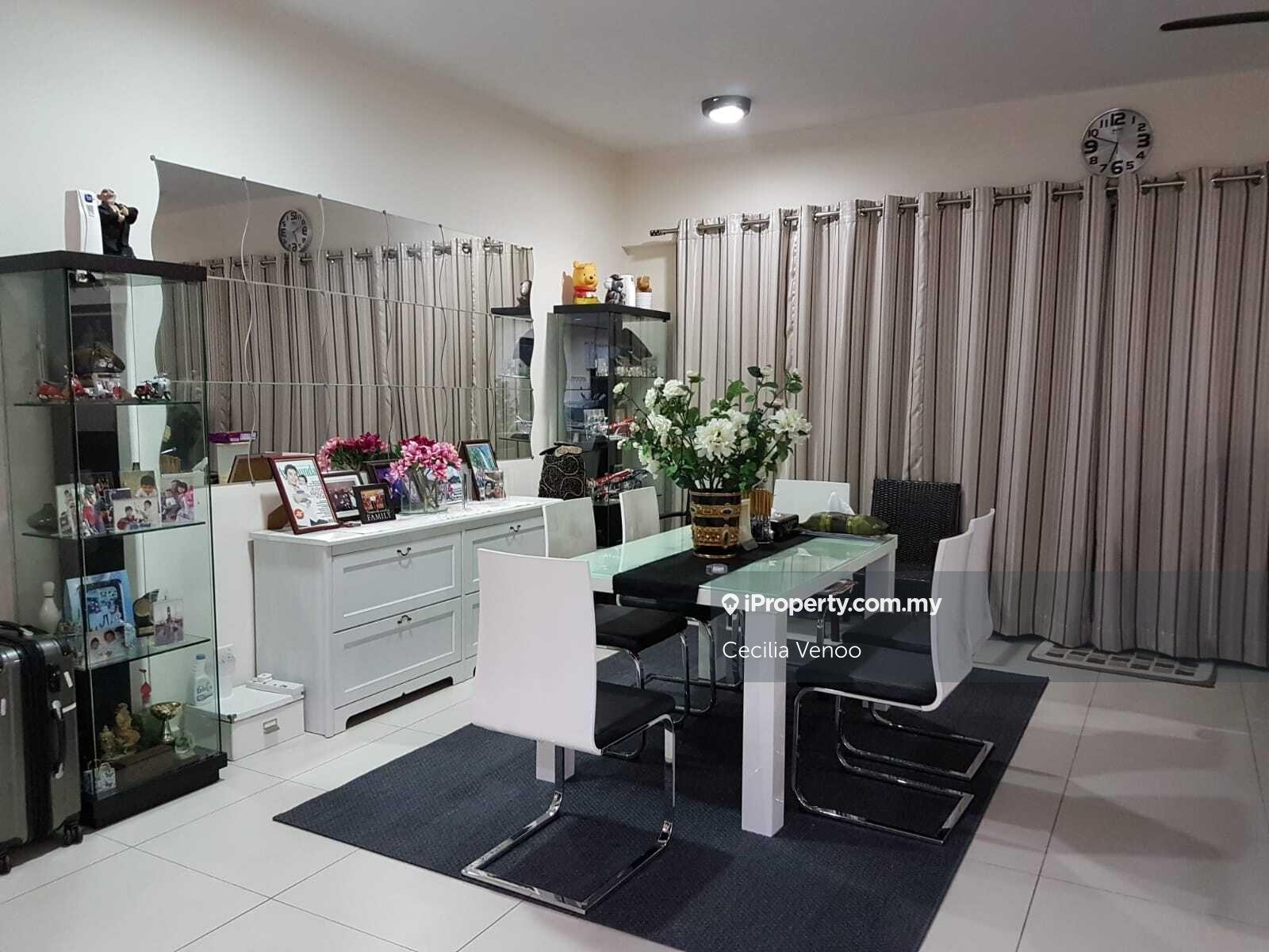 Beautiful, Spacious Unit for Sale 