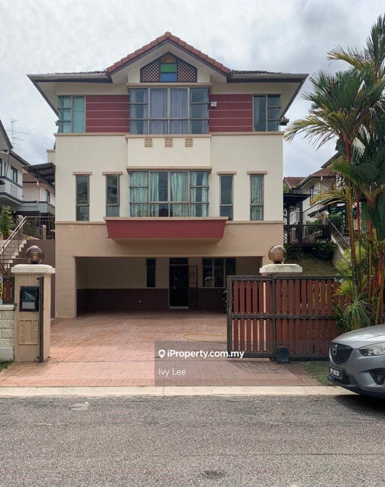 Link-Bungalow House For Sale, Taman Mount Austin