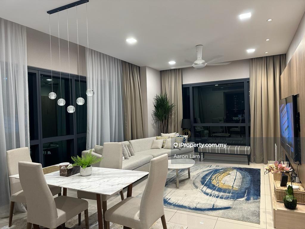 Aria Luxury Residence