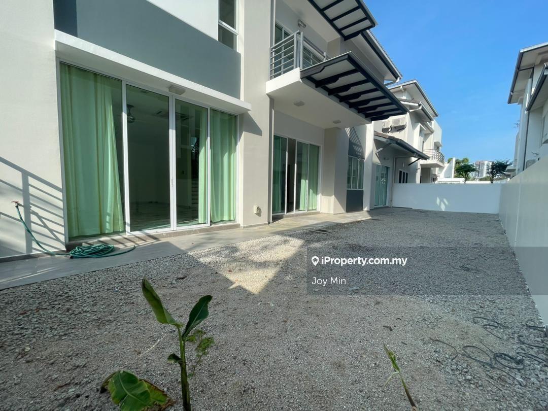 Senibong Cove @ Isola Villa 