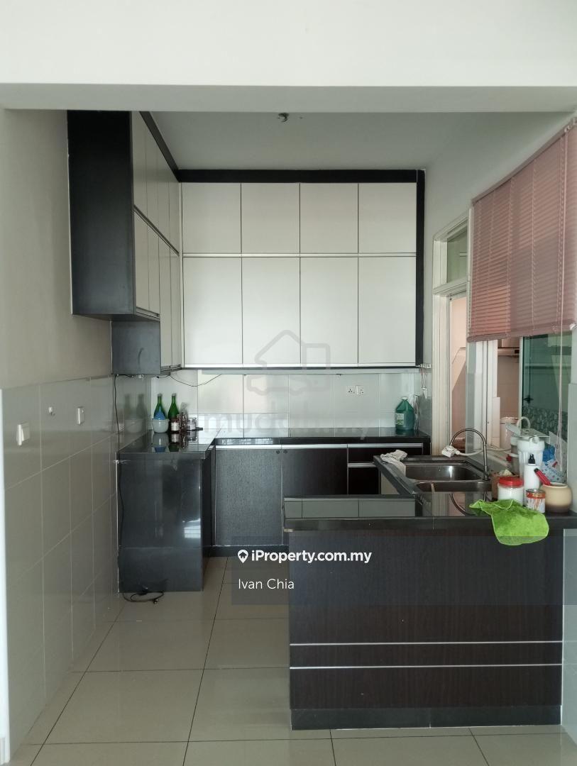 Good deal unit in Reflections for sale.