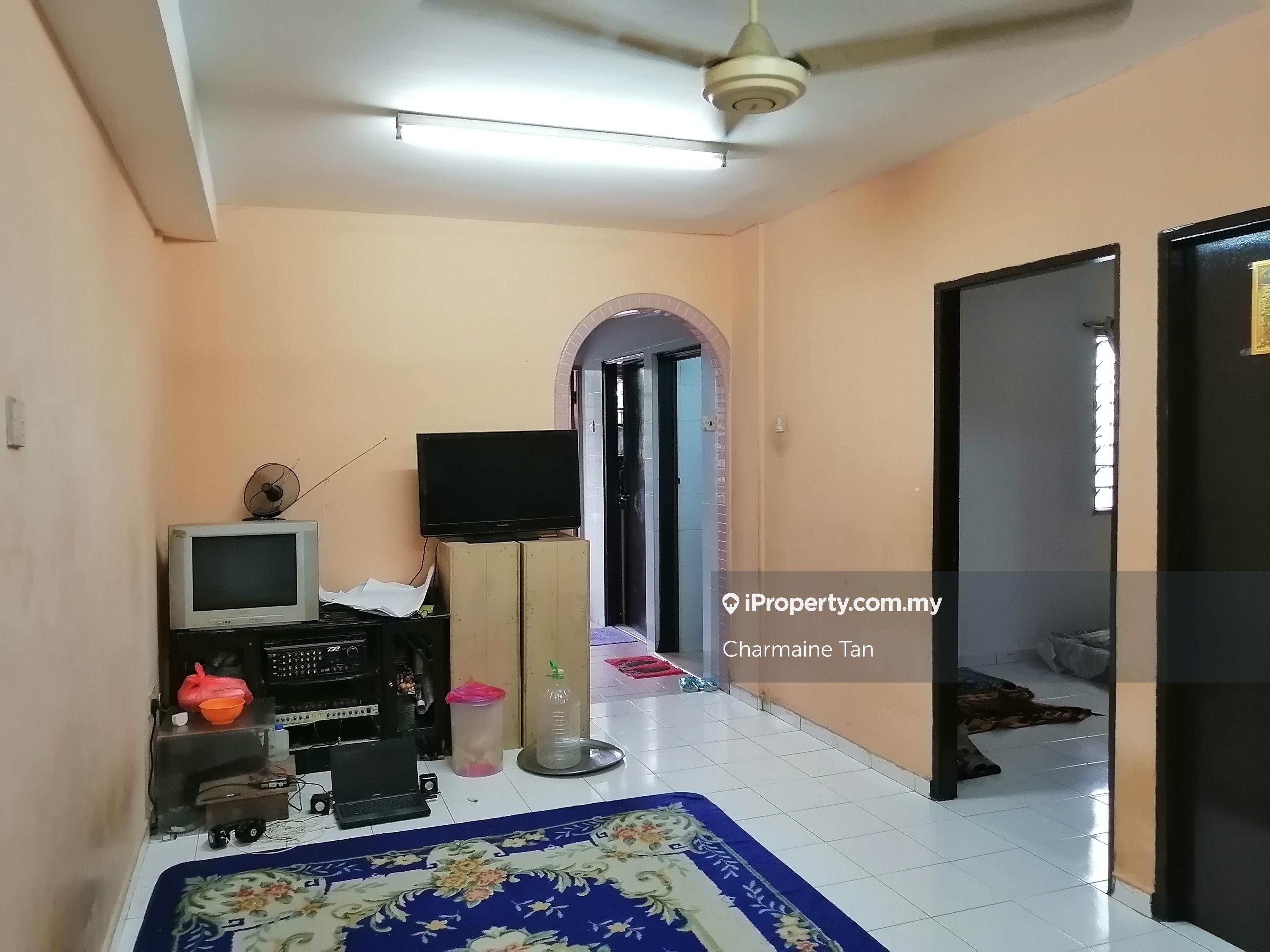 Merpati Walk Up Level 3 Sgor Low Kos Walk to LRT Full Loan Booking 1k