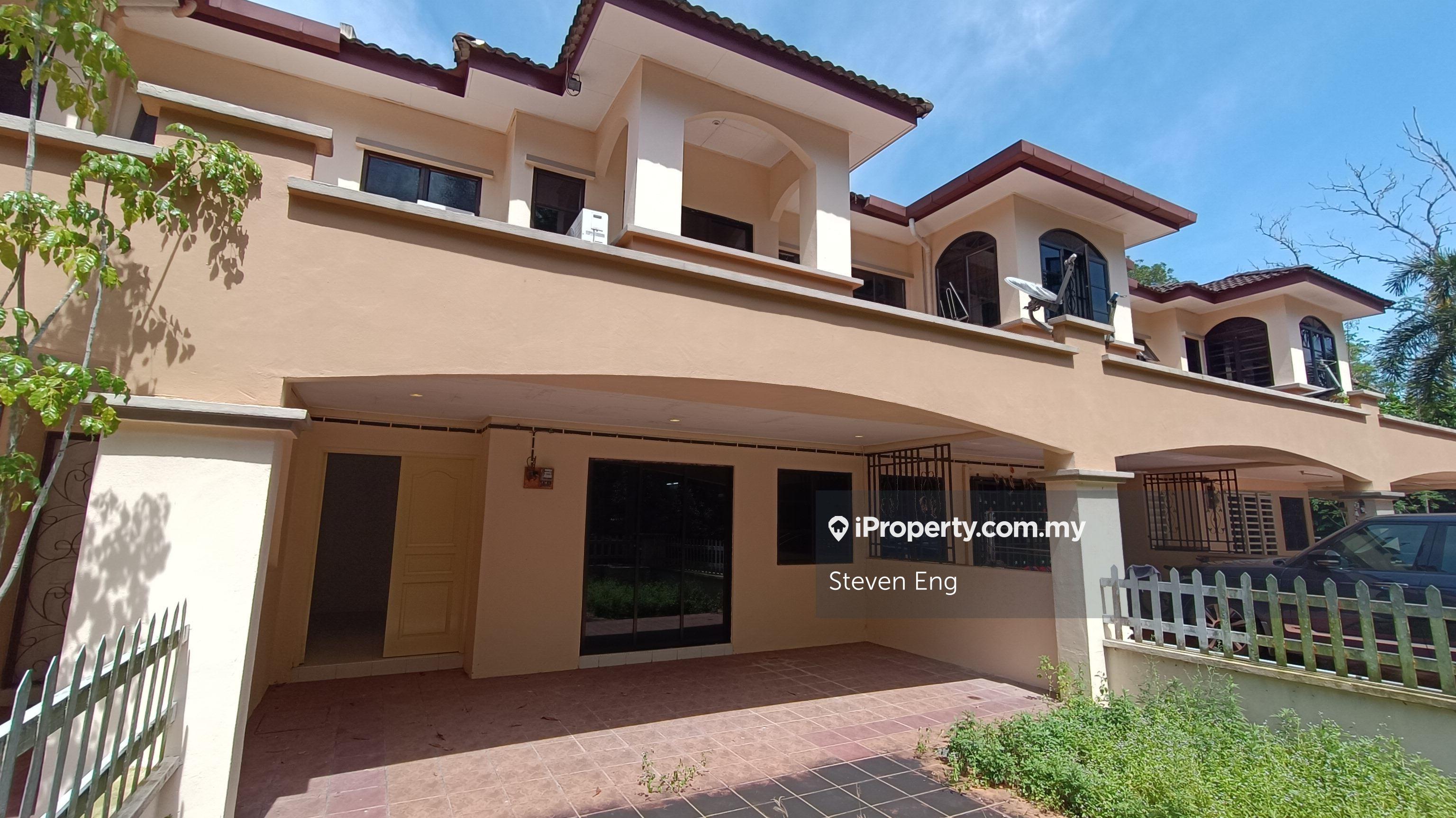 Luxury Home In Meru Valley Golf & Country Resort, Ipoh