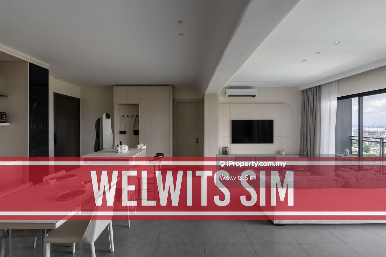 Modern Renovation l Cozy Living Area l Seaview l Move In Ready