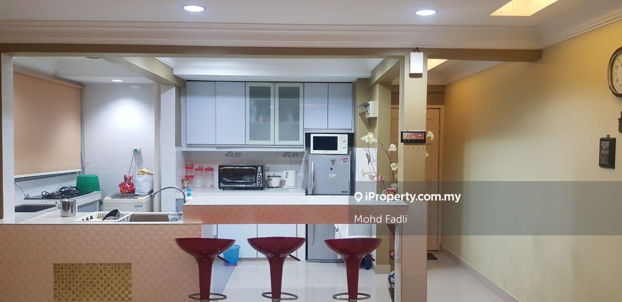 Freehold Furnished Condos Menara D'sara 1km to Mrt Sri Damansara Barat