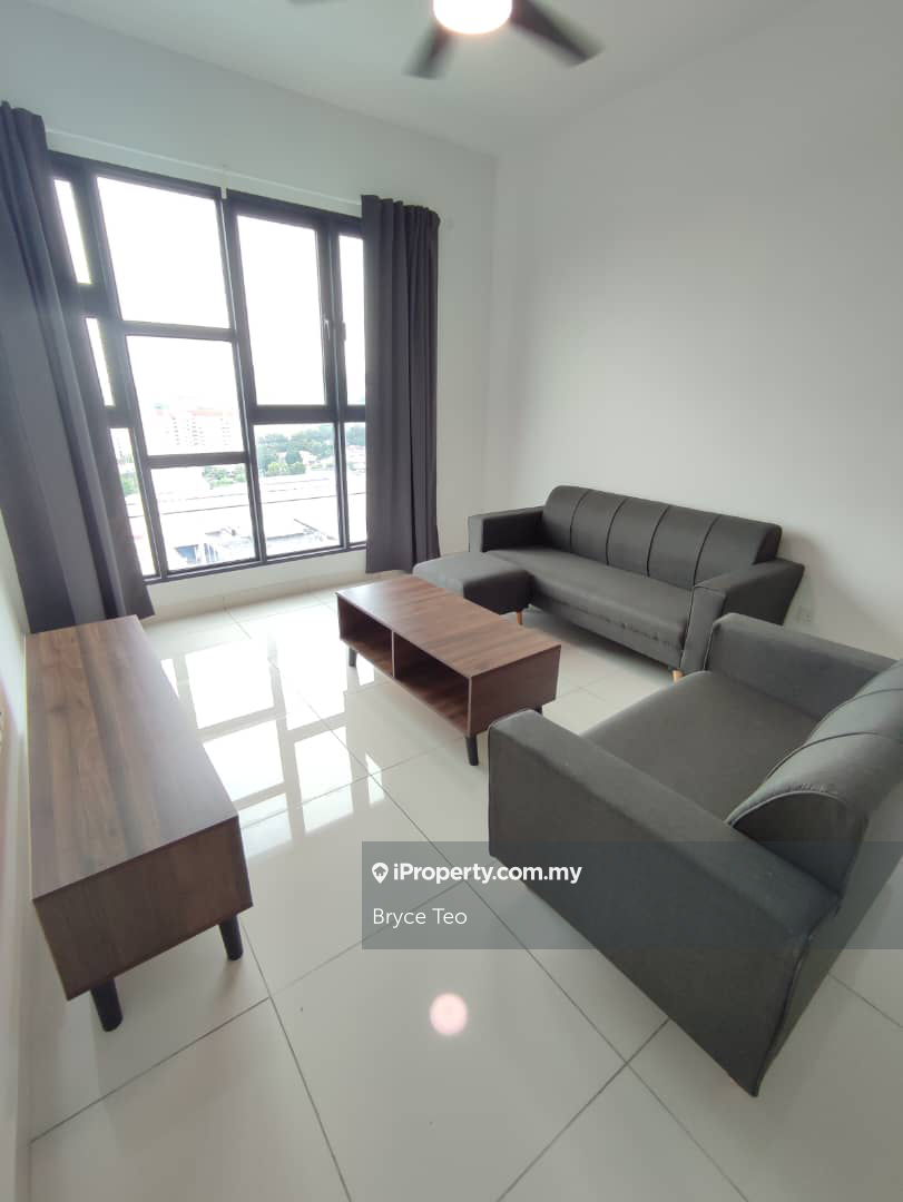 Available to move in now!