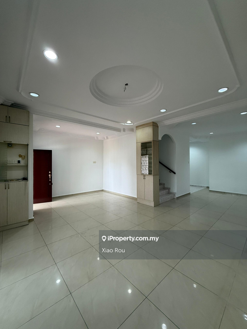 Batu Berendam Double Storey For Sale