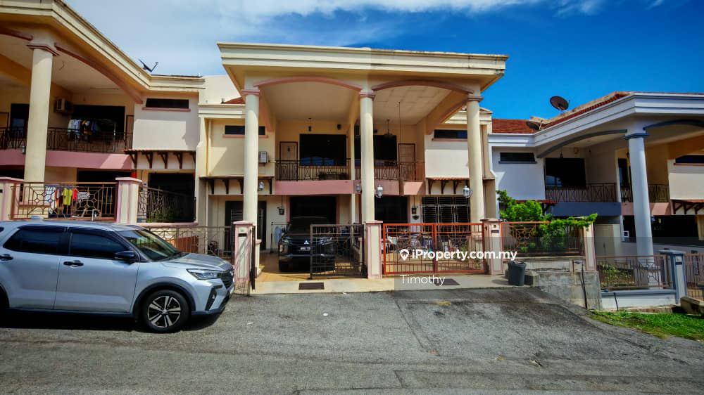 Freehold 2 storey house for sale at bukit katil