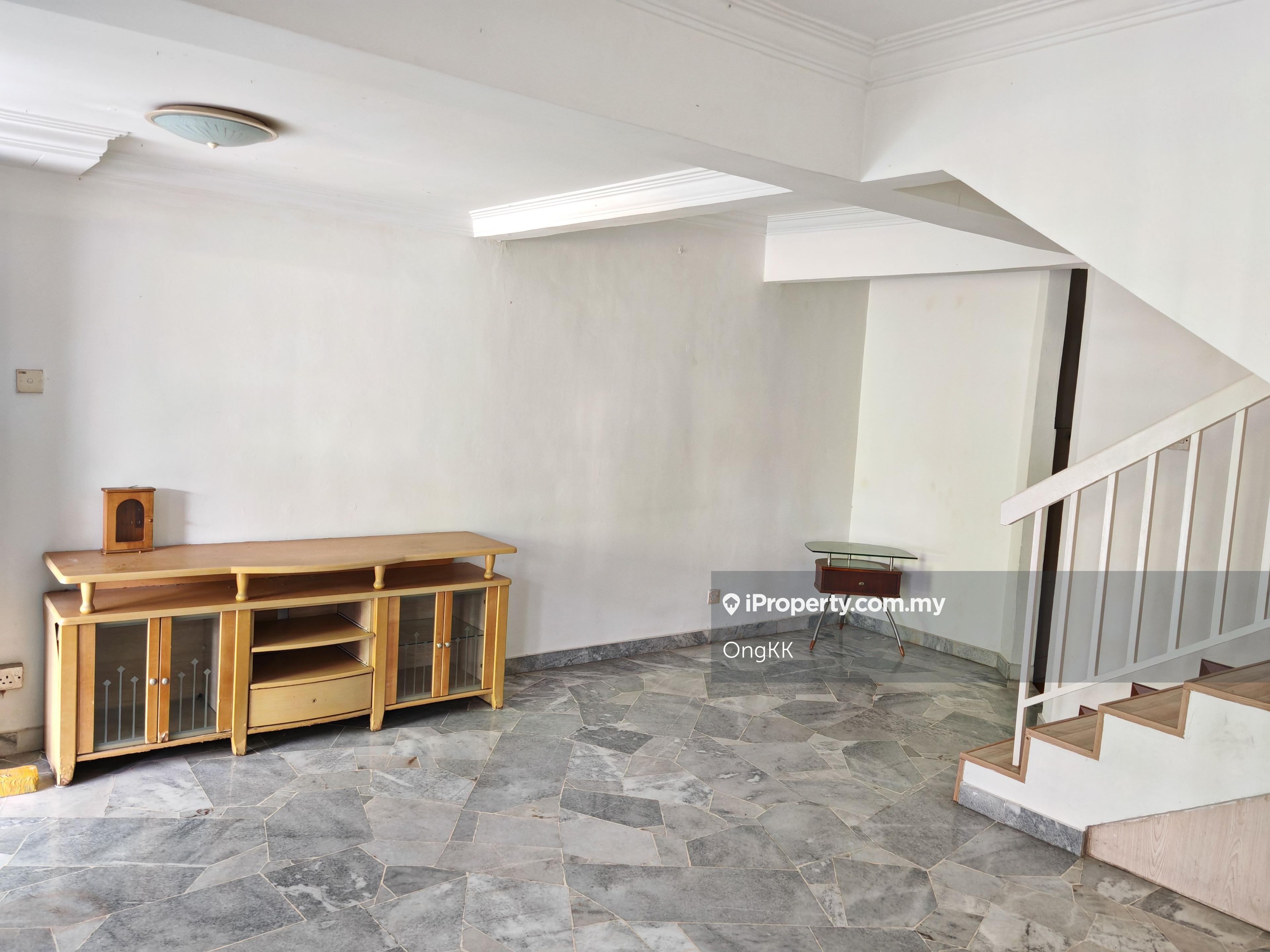 Bandar Menjalara @ 62B Freehold
