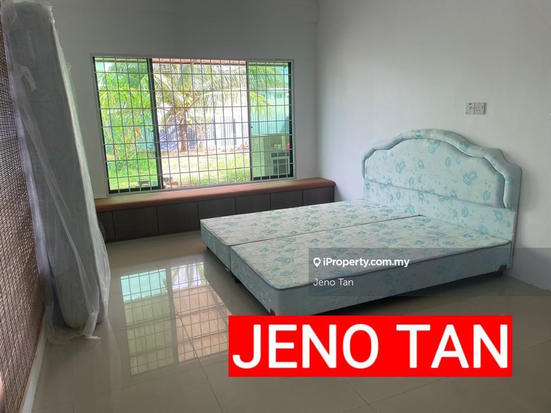 Double Storey Corner Terrace For Rent