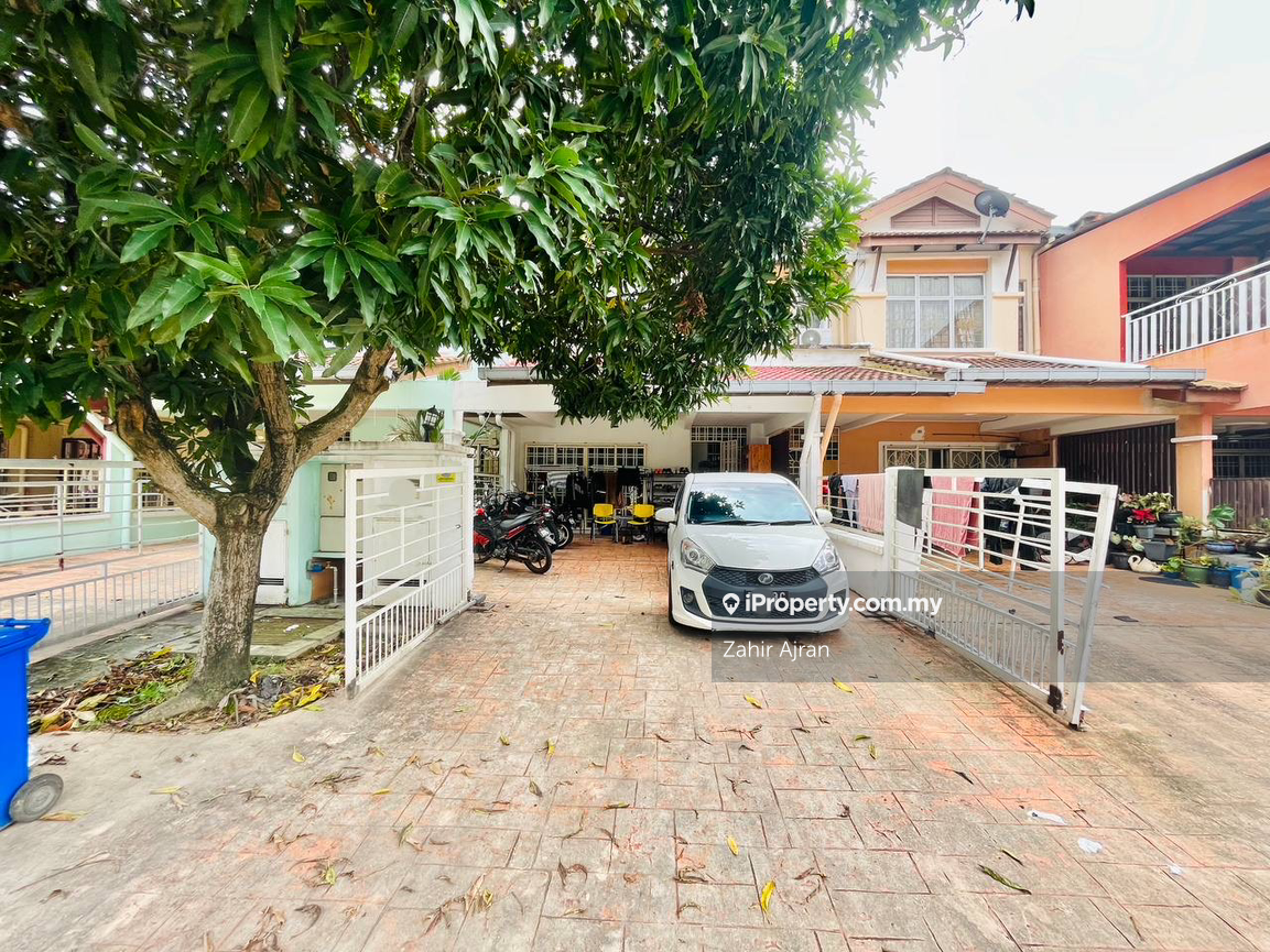 Facing Open, Cheapest unit in Prime location, Beside icity
