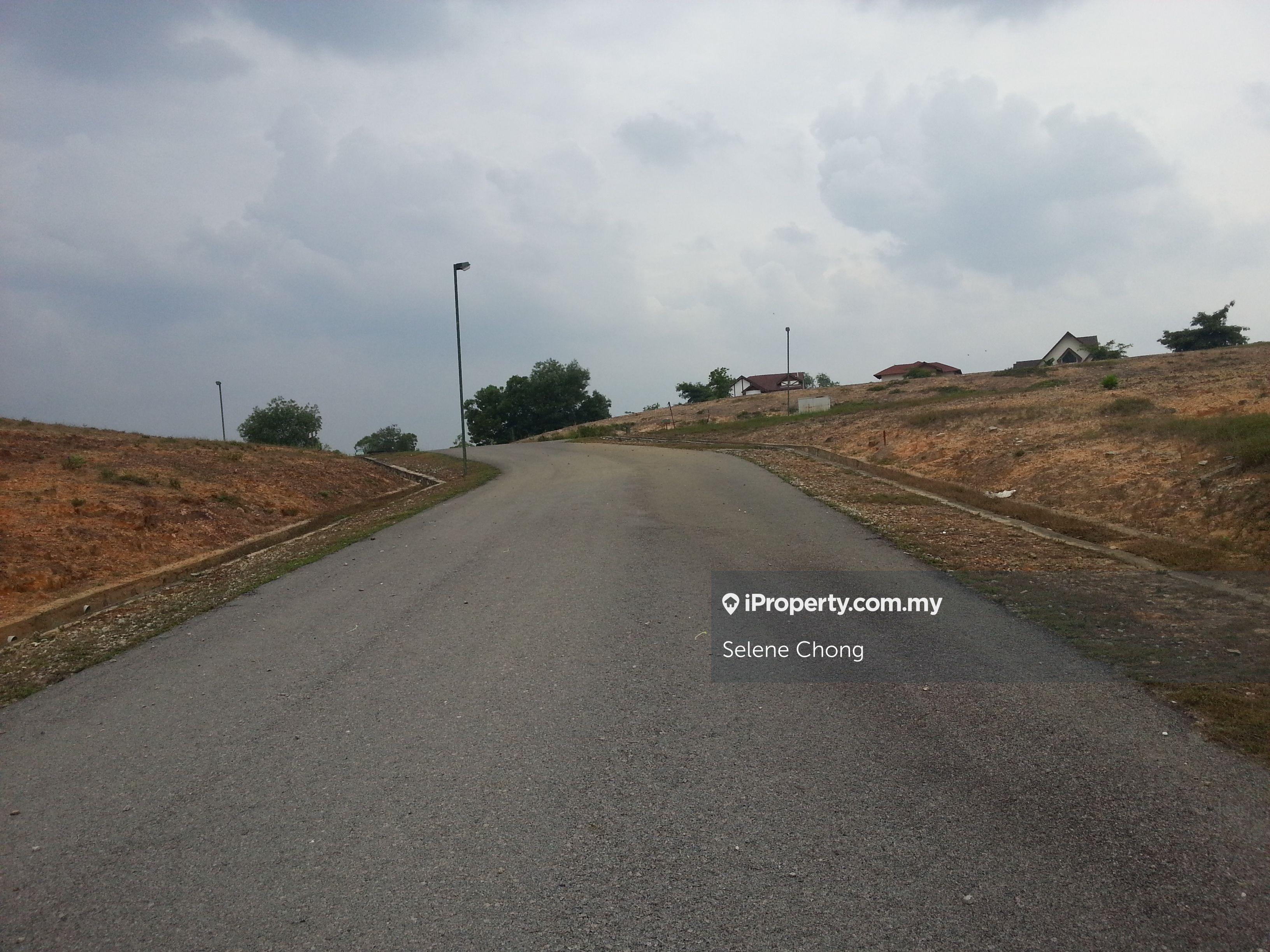 Conner Gated 10 min to Eco majestic College Heights Specialist Rm 296k