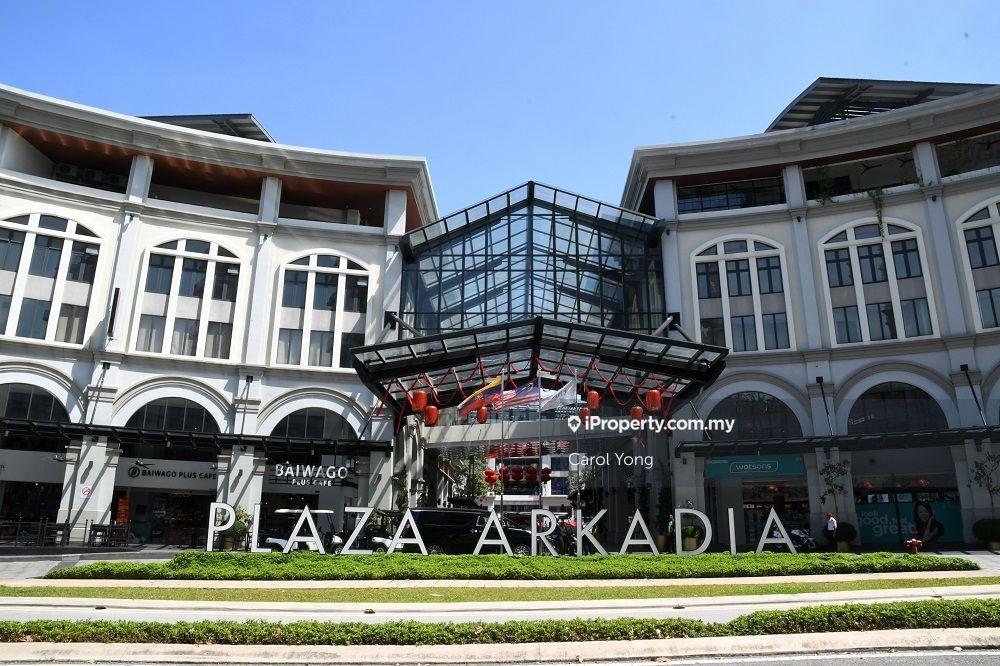 Partly Furnished Plaza Arkadia, Desa Parkcity Shoplot for sale