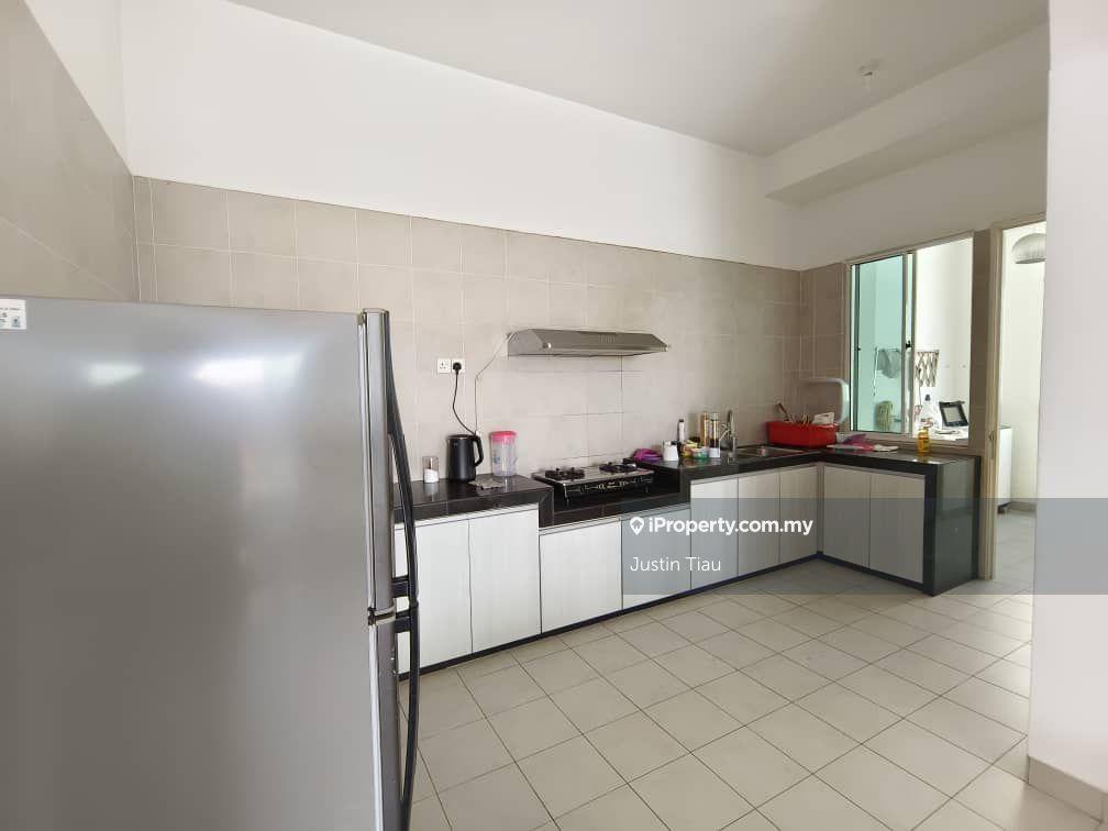 Big Size Condo Unit 8 Petaling in Sri petaling KL  for Rent 
