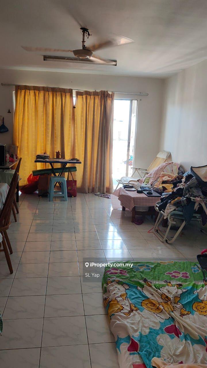 Desa Sri Puteri Block B Apartment Desa Petaling Salak Selatan