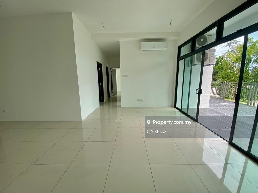 8scape Residence Taman Perling Near to Perling Mall & Bukit Indah 