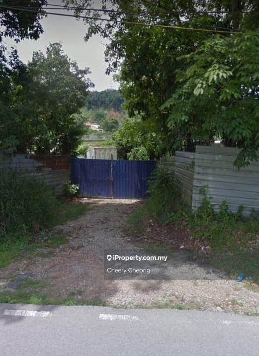 Agriculture freehold land. Facing main road.