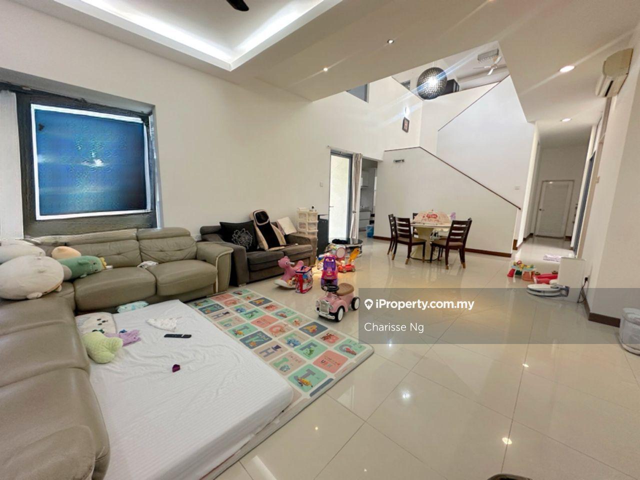 2 Storey Superlink with Limited Extra Land & Double ceiling Volume