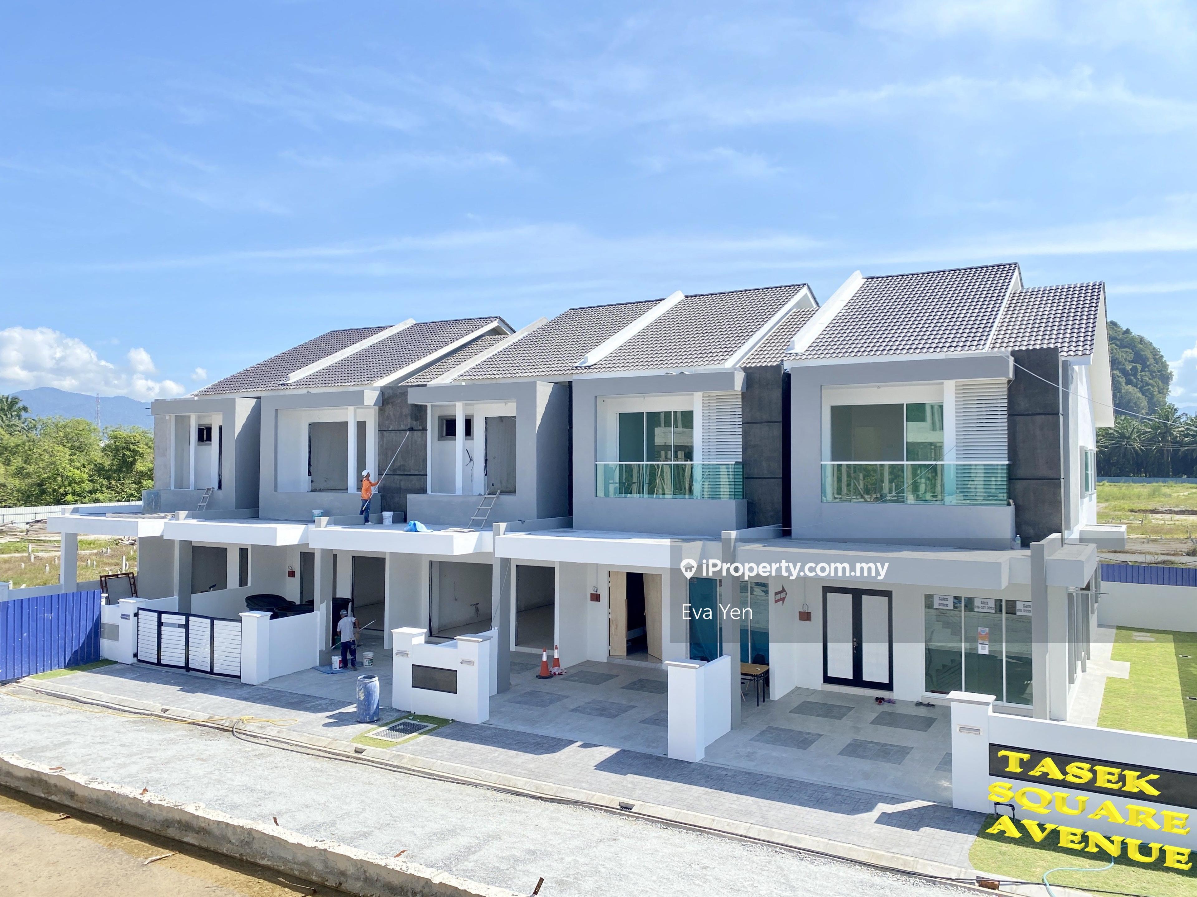 2.5 Sty Luxury Terrace with Premium Enviroment