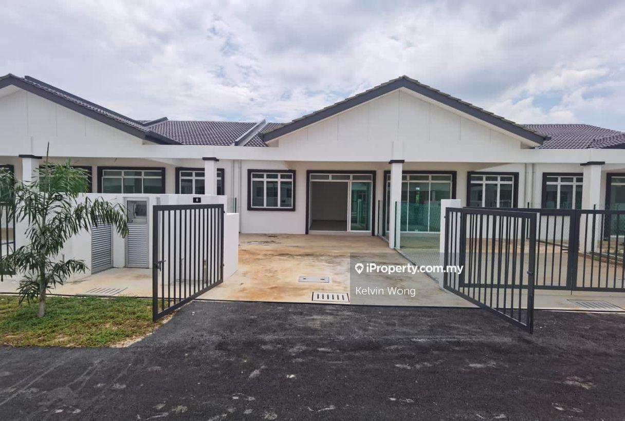 Rumah yg dah siap di taman bentara,jalan puyuh,20x73,developer package