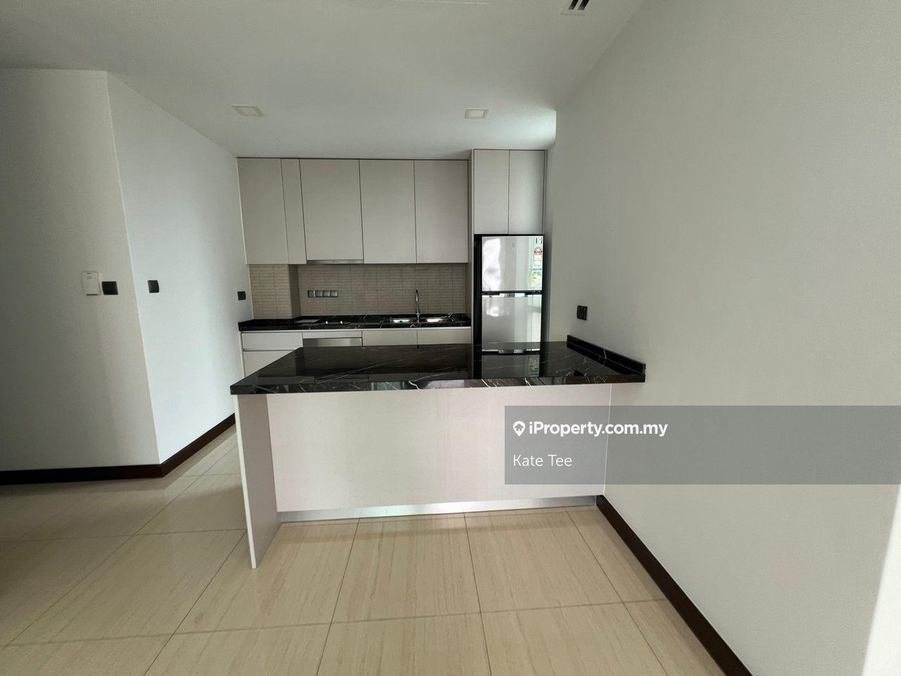 Puteri Cove Residence