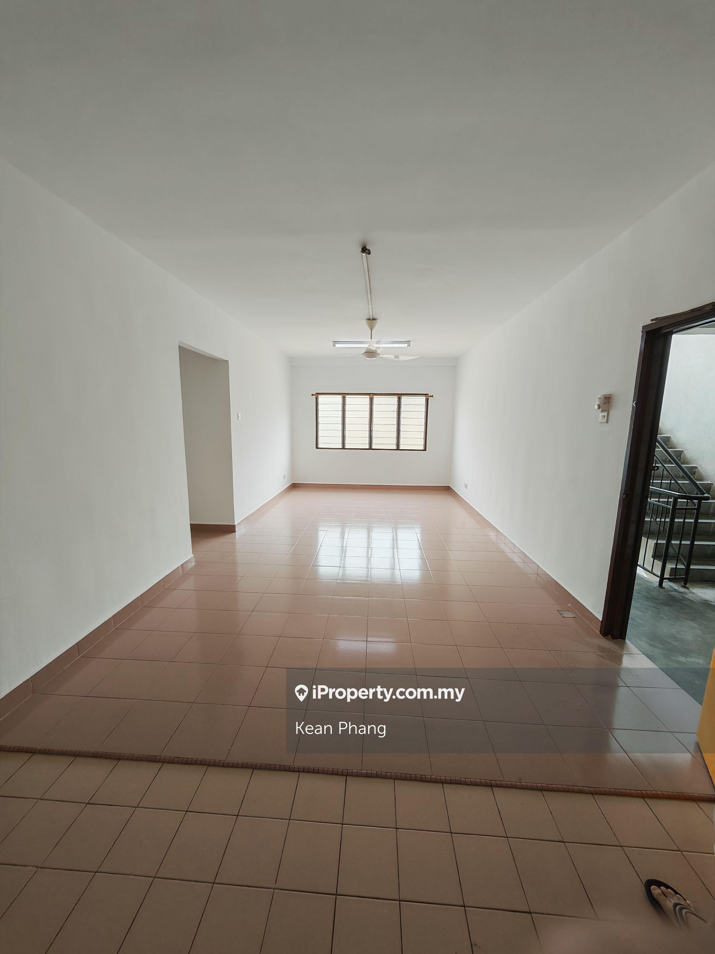 Putra Permai Block B Baru Ubahsuai Naik Tanggal 2 tingkat For Sales
