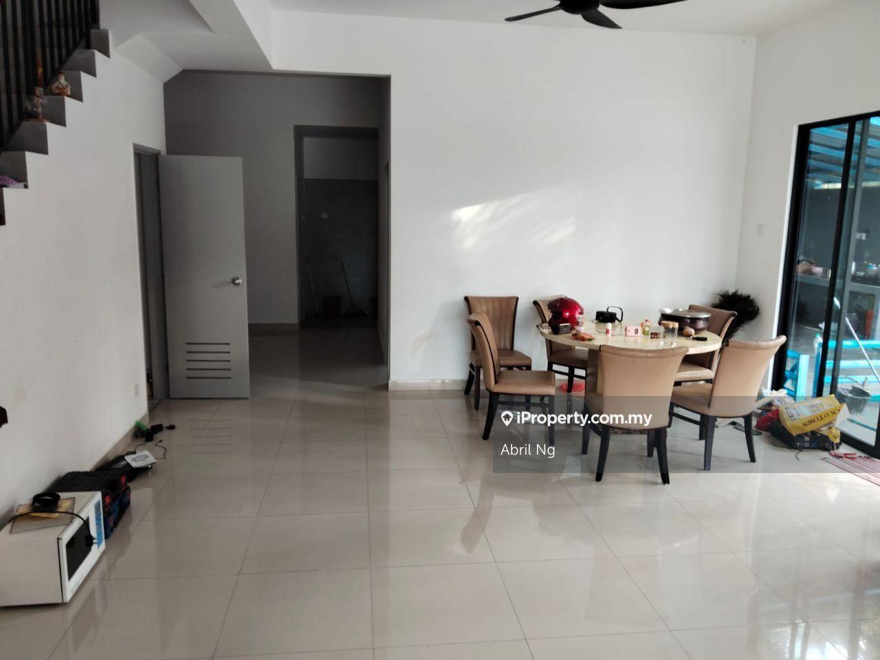 Jalan pulai jaya bandar pulai Jaya Skudai unit for rent