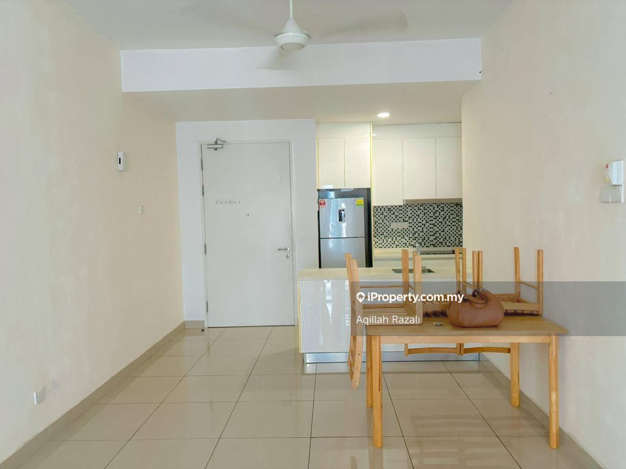 Fully Furnished Condo @ Utropolis Glenmerie