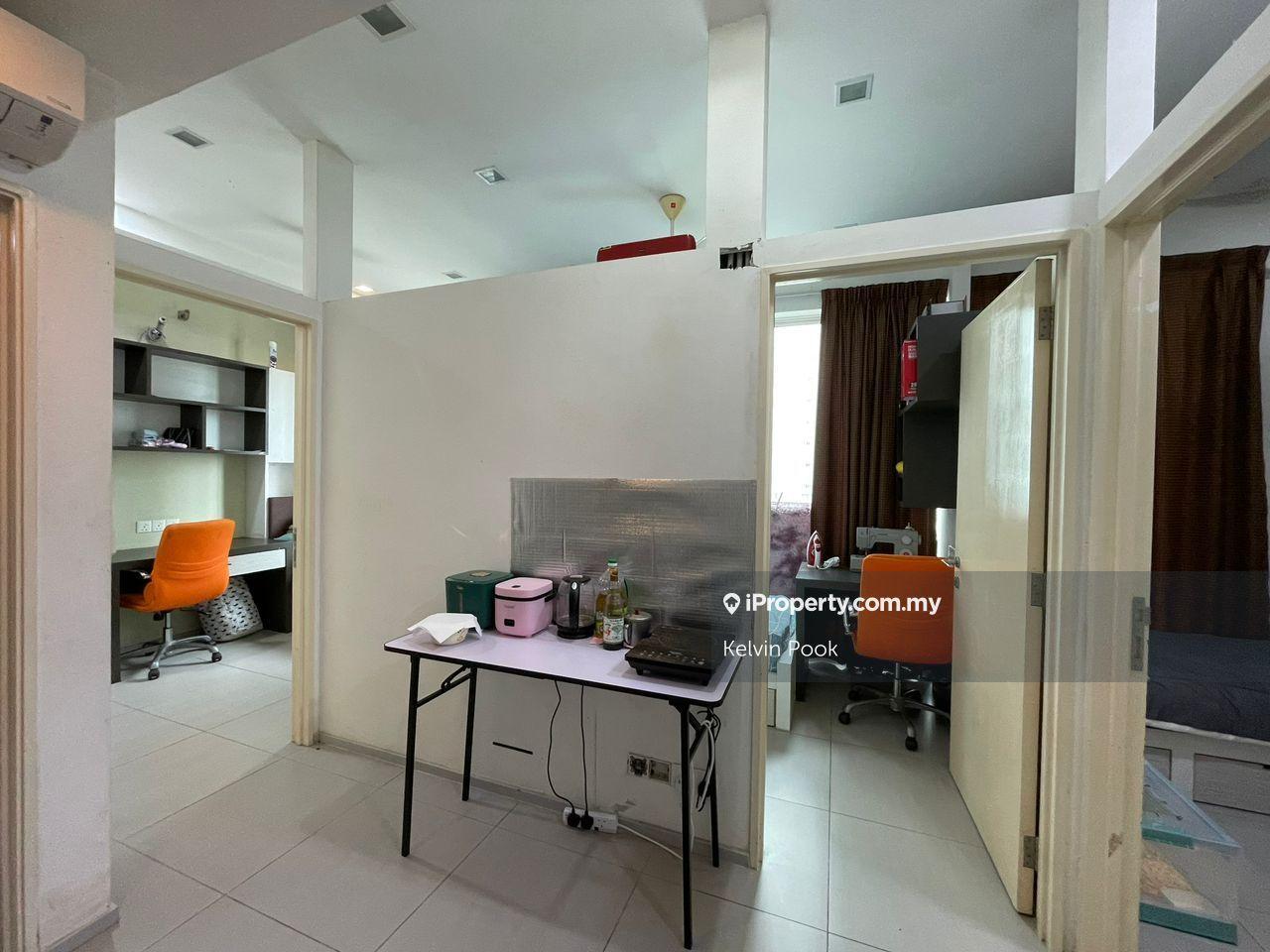 Cozy Garden Plaza 3 Rooms Facing Greenery View Sales In Cyberjaya