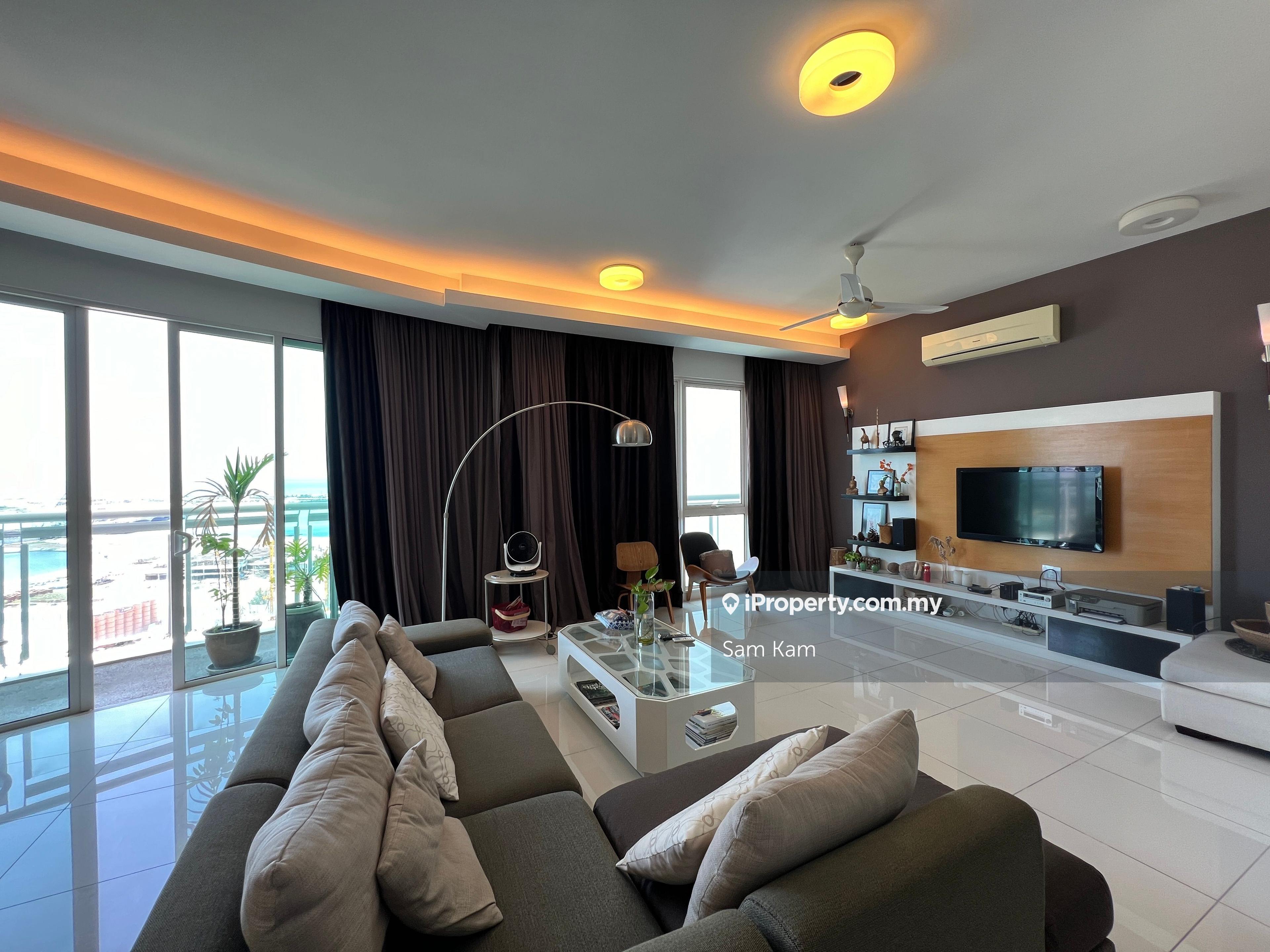 Seafront facing Fully Furnished Unit