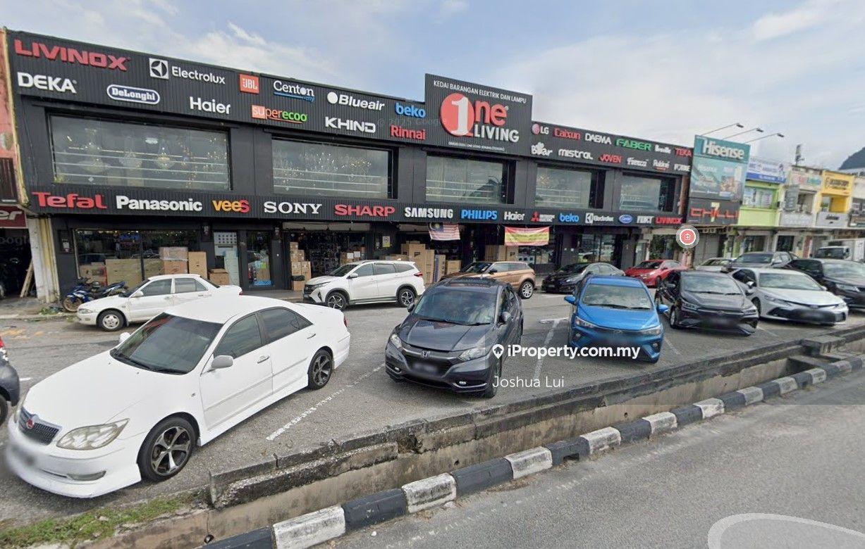 Selling 1 Shop Facing AEON Rent to Franchise