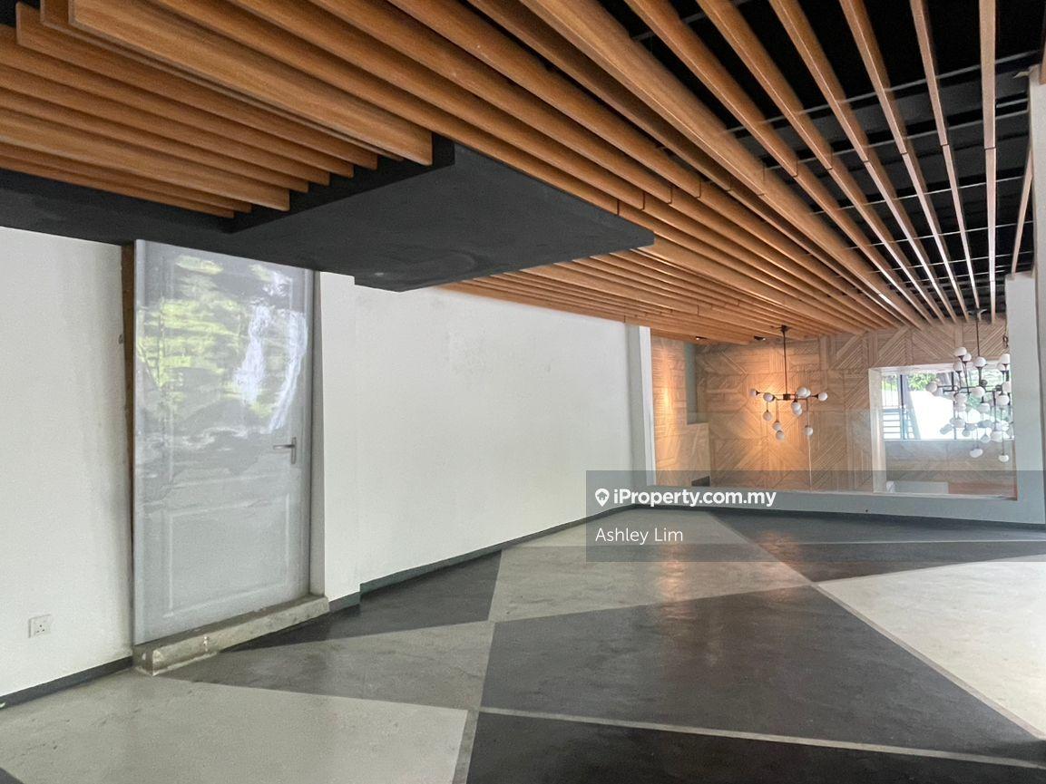 Surrounded High-end Residence,Suitable for Restaurant, Bar