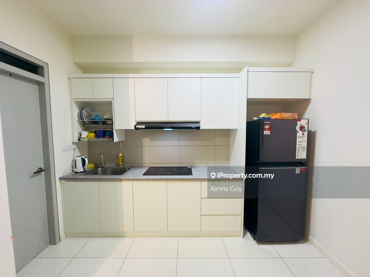 Emerald 9 Fully Well Maintain Renovated Unit For Sale Walk to MRT