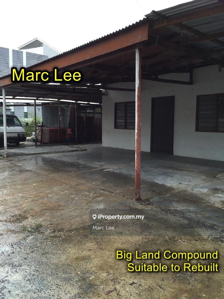 Rundown, Suitable to Rebuilt to your own taste, Nice Location