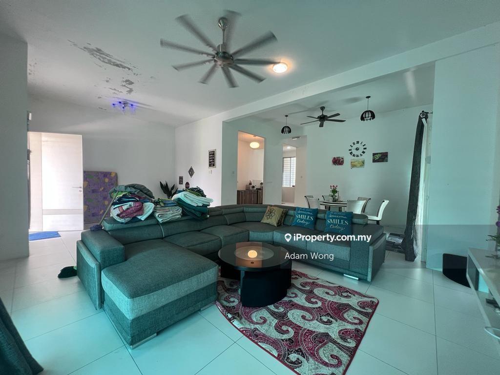 Partly Furnished 2 Sty Semid Gated Guarded Puteri Residence Bpj