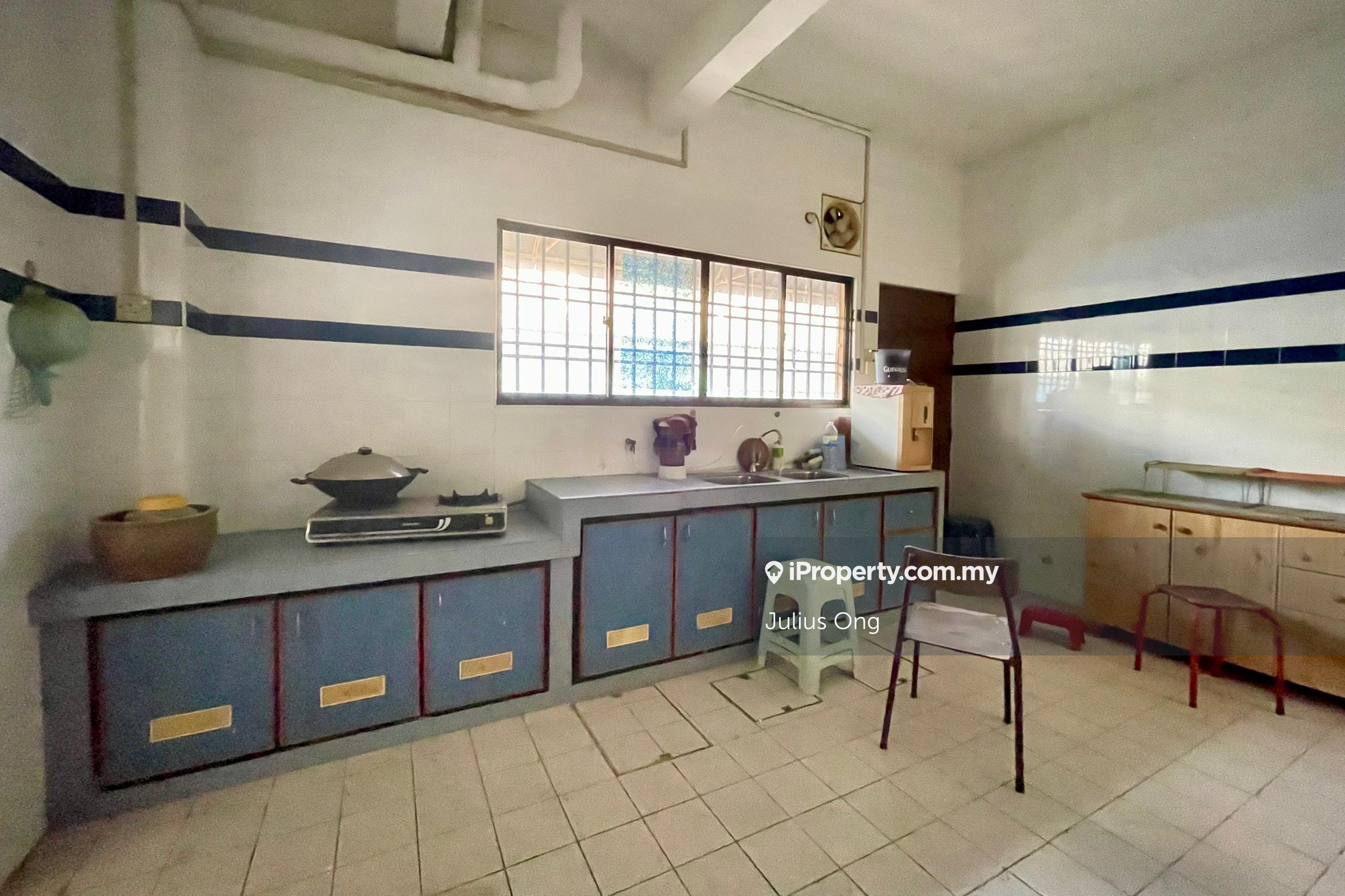 Real Unit Real Photos, Taman Bukit Perdana, 1.5storey, below 380k