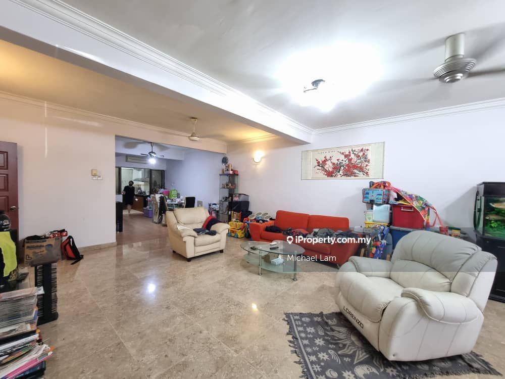 Terrace house for Sale