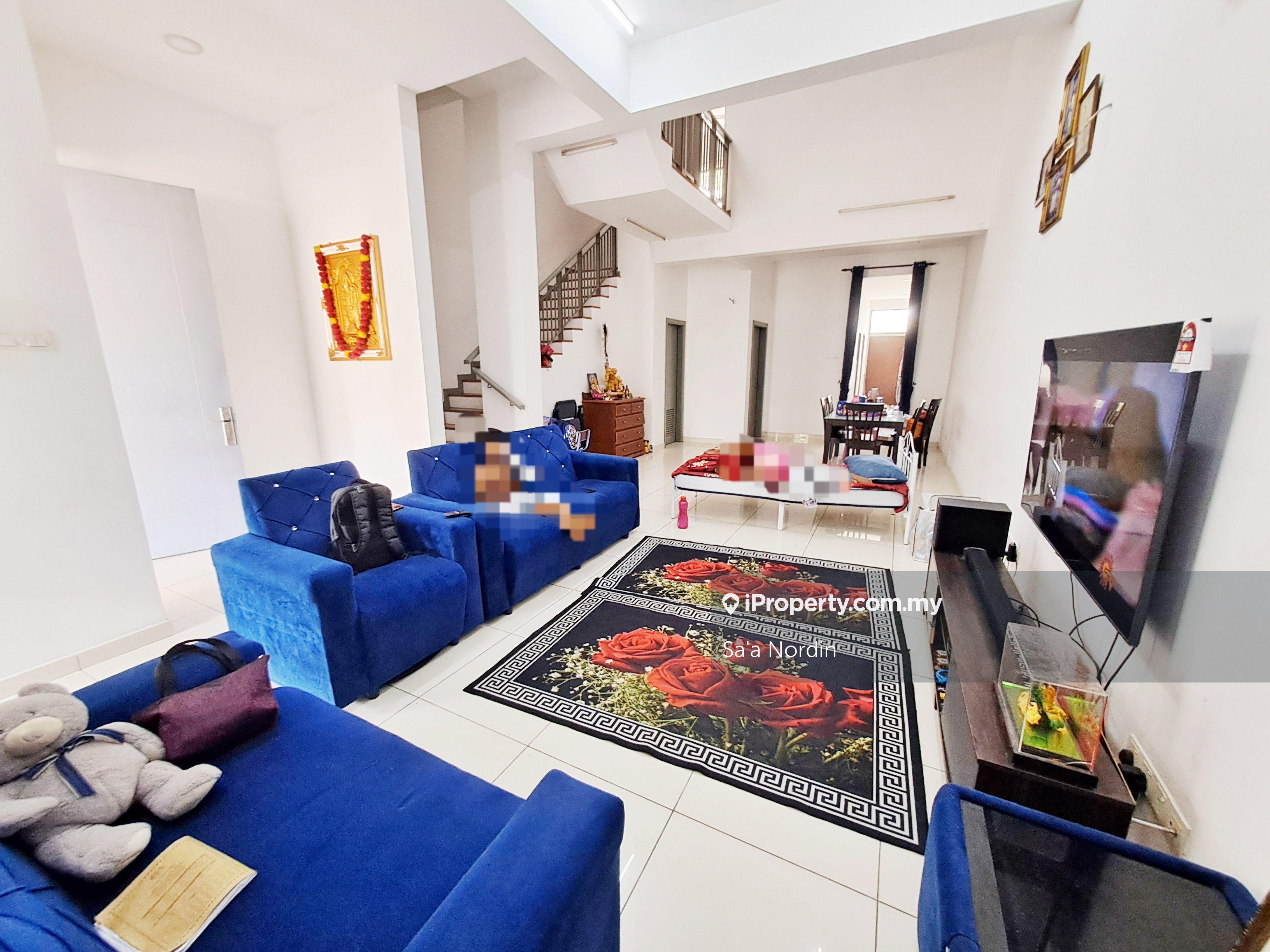 Facing open area, 3 storey terrace