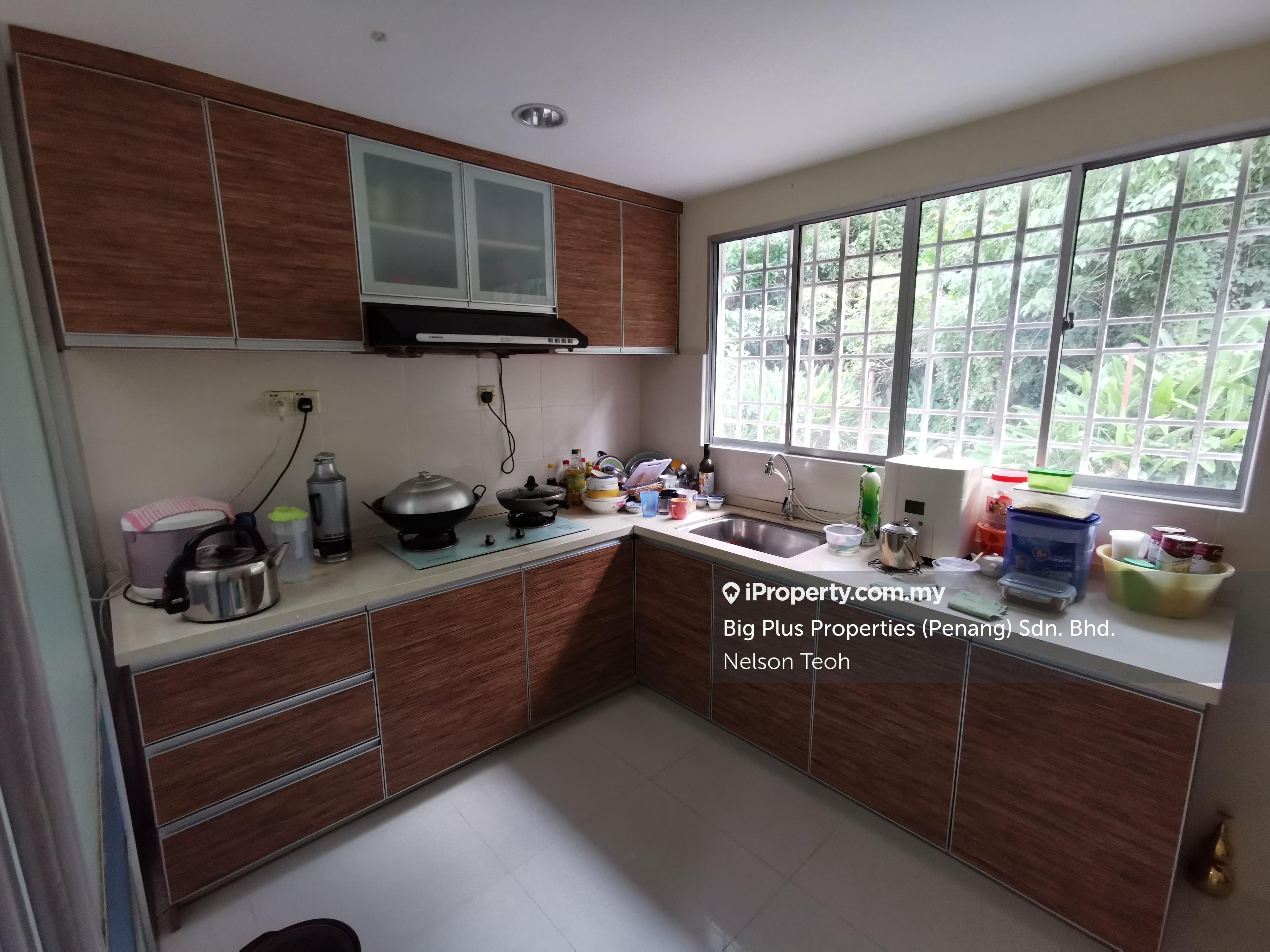 Terrace house for Sale