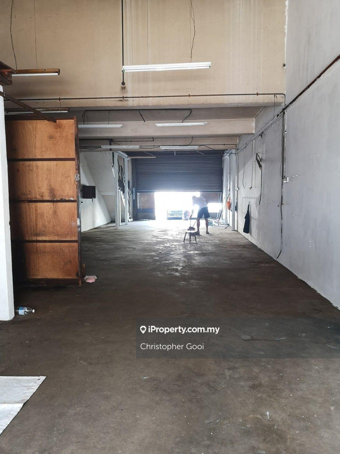 Terrace factory for Rent