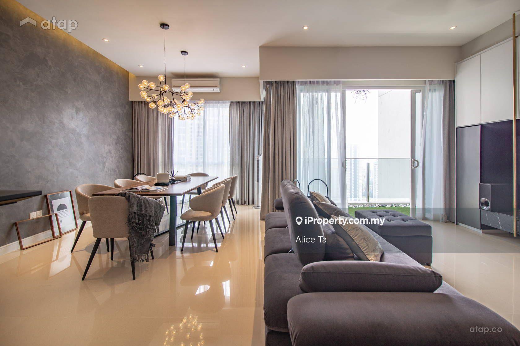 Low Density! Free furnished,Ready Move In! Next to UPM Uniten, 0% dp